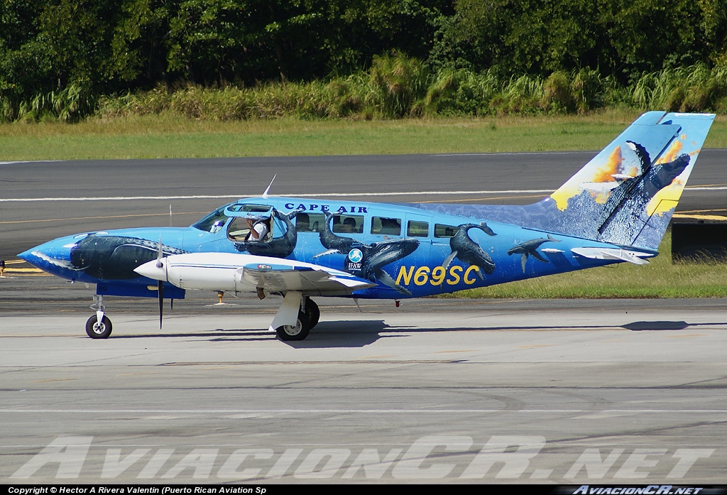 N69SC - Cessna 402C - Cape Air