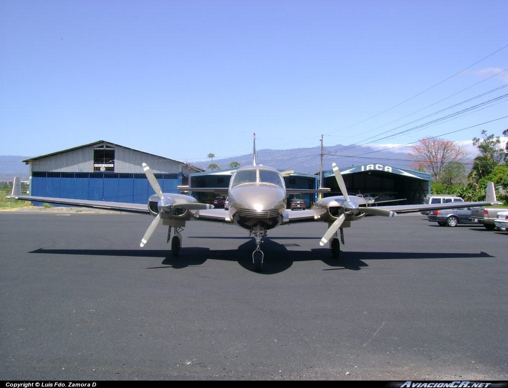 TI-VAL - Piper PA-31-350 - Privado