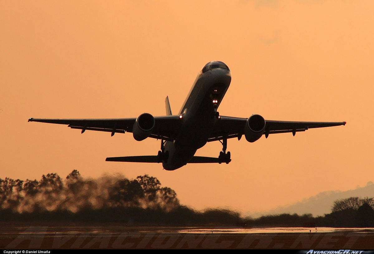 N466UP - Boeing 757-24A(PF) - UPS - United Parcel Service