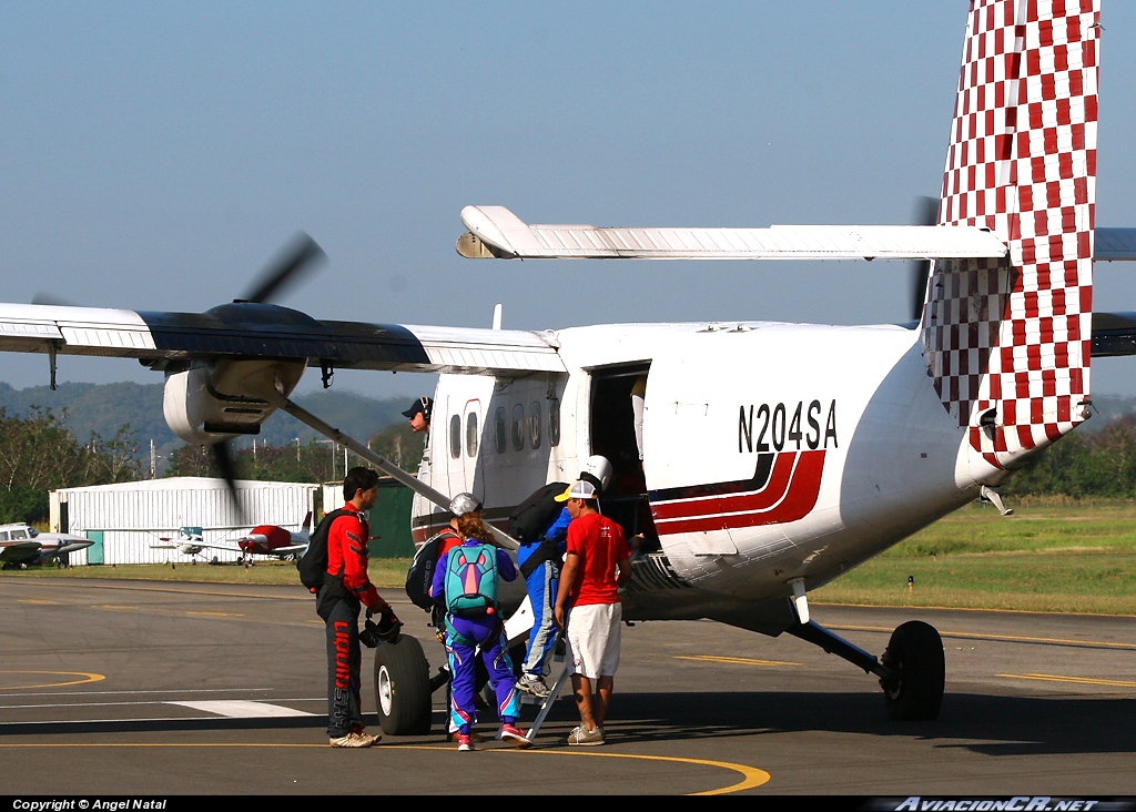 N204SA - de Havilland DHC-6 Twin Otter - Privado