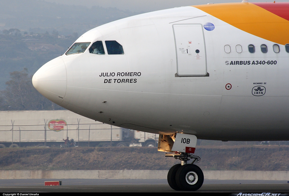 EC-IOB - Airbus A340-642 - Iberia