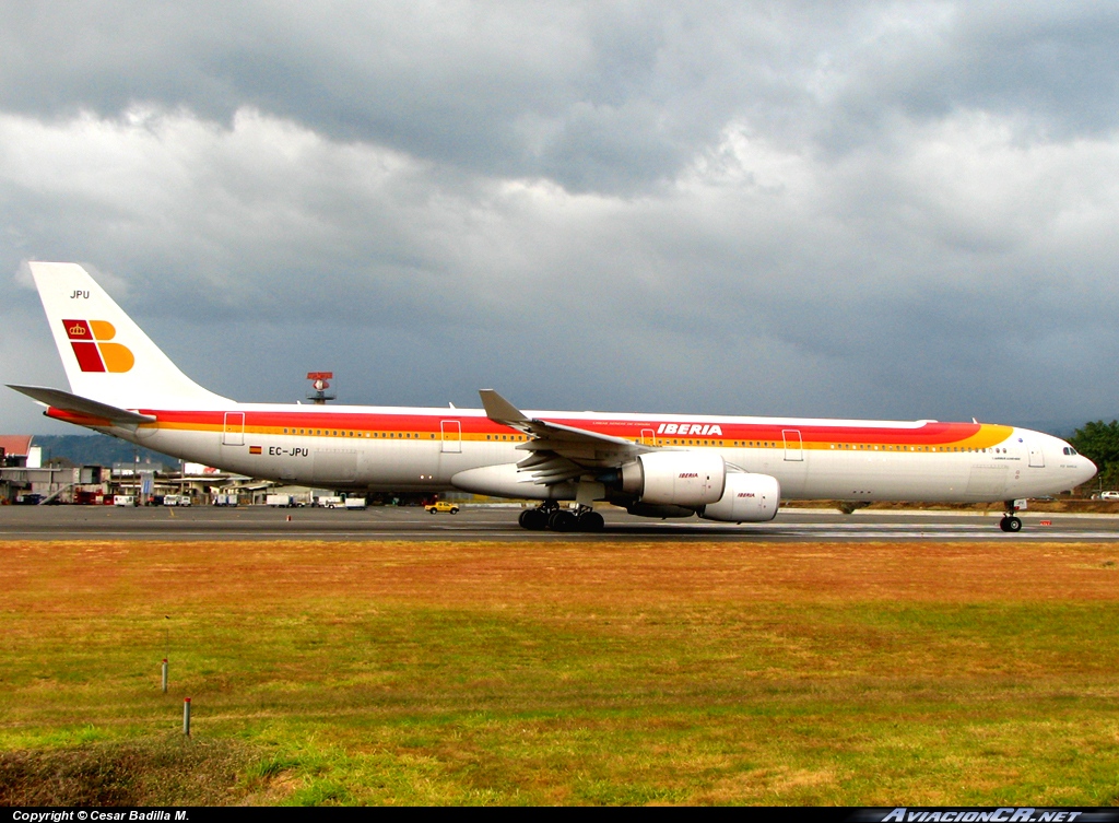 EC-JPU - Airbus A340-642 - Iberia