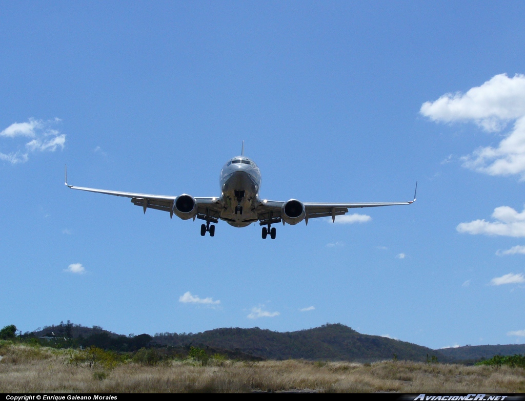 N24702 - Boeing 737-724 - Continental Airlines