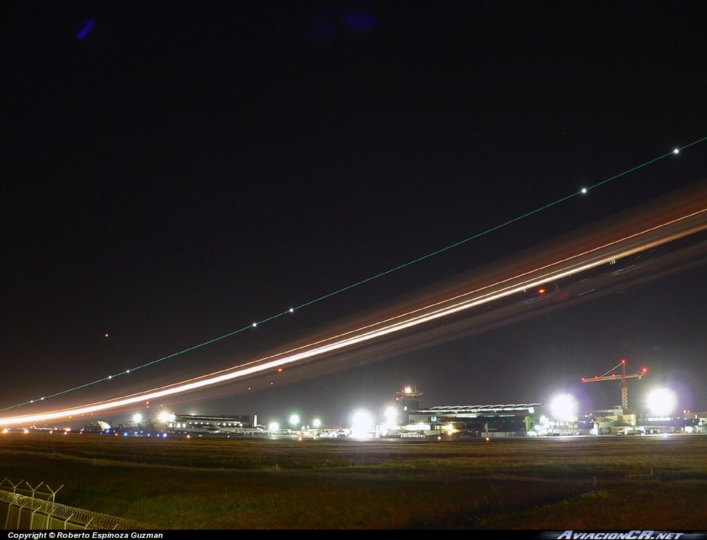 EC-IZY - Airbus A340-642 - Iberia