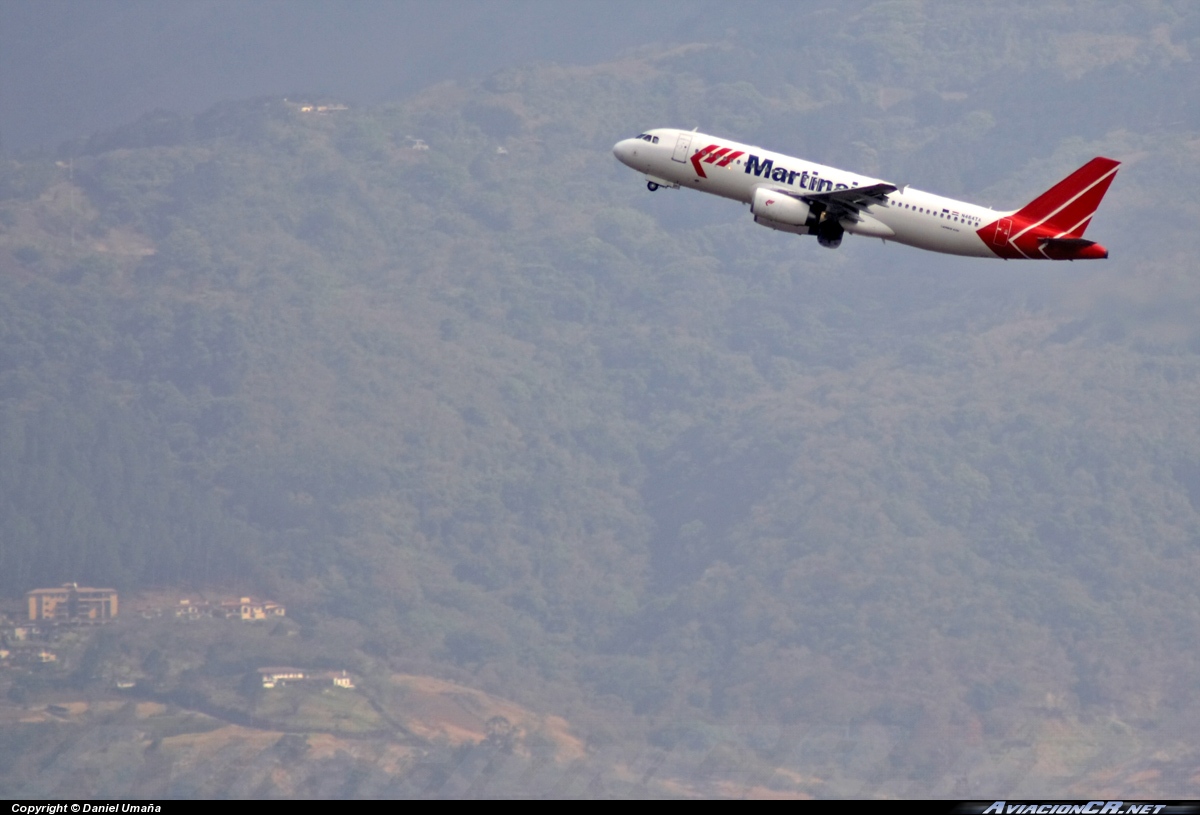 N464TA - Airbus A320-233 - Martinair