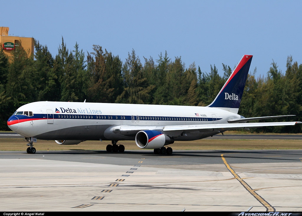 N130DL - Boeing 767-332 - Delta Air Lines