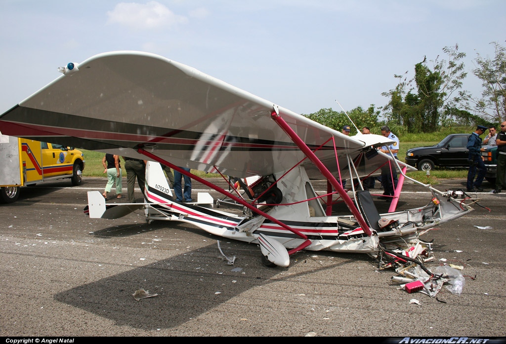 N7023D - CHALLENGER II SPECIAL - Privado