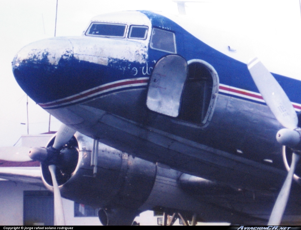 TI-SAG - Douglas DC-3 - SANSA - Servicios Aereos Nacionales S.A.