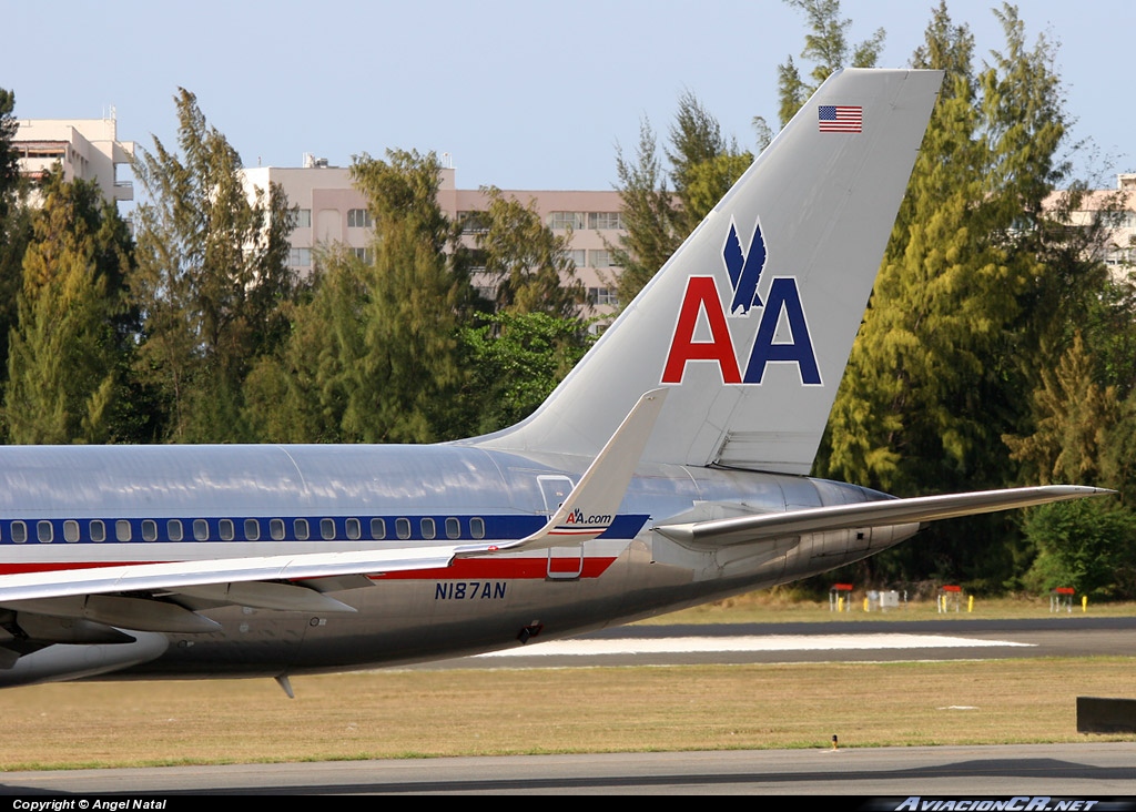 N187AN - Boeing 757-223 - American Airlines