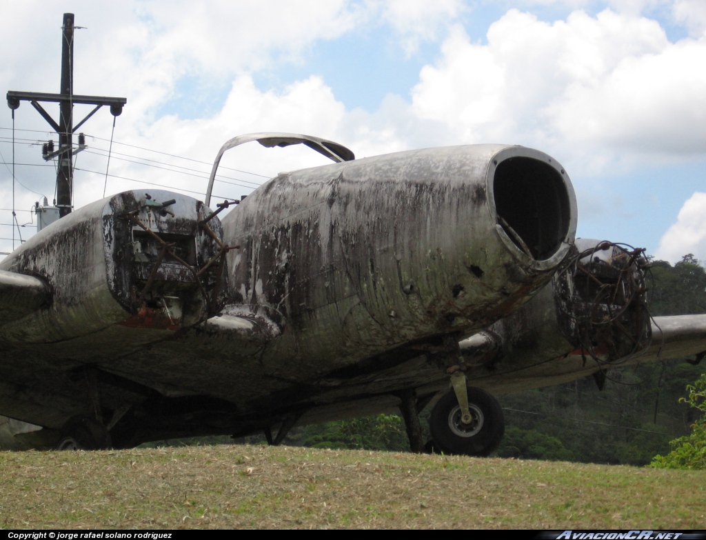 N1776F - Ryan-Temco D-16 Twin Navion - Privado