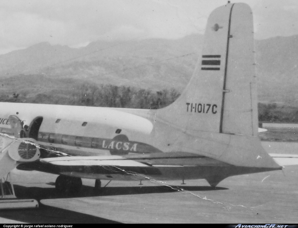 TI-1017C - Douglas DC-6 - LACSA - Líneas Aéreas Costarricenses S.A.