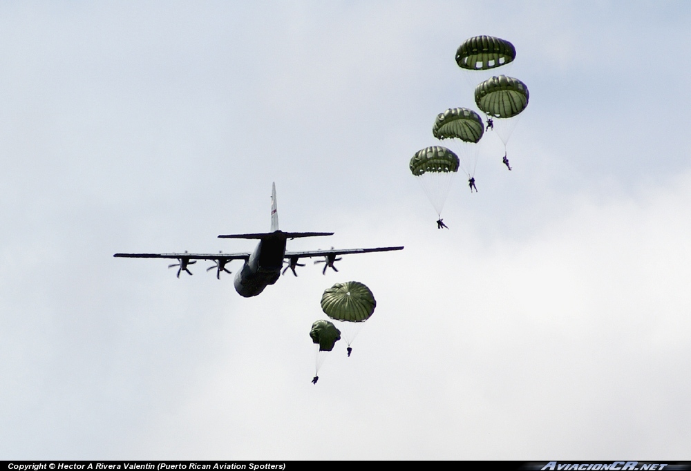  - Lockheed L-100 Hercules - USAF - United States Air Force - Fuerza Aerea de EE.UU