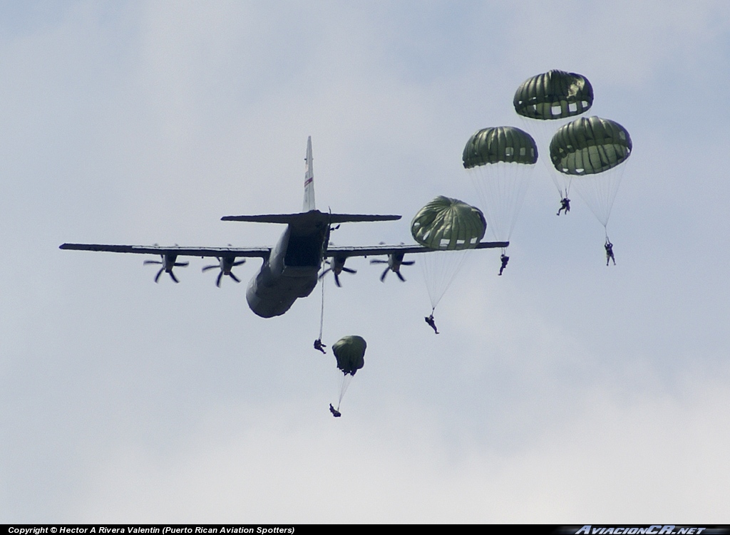  - Lockheed L-100 Hercules - USAF - United States Air Force - Fuerza Aerea de EE.UU