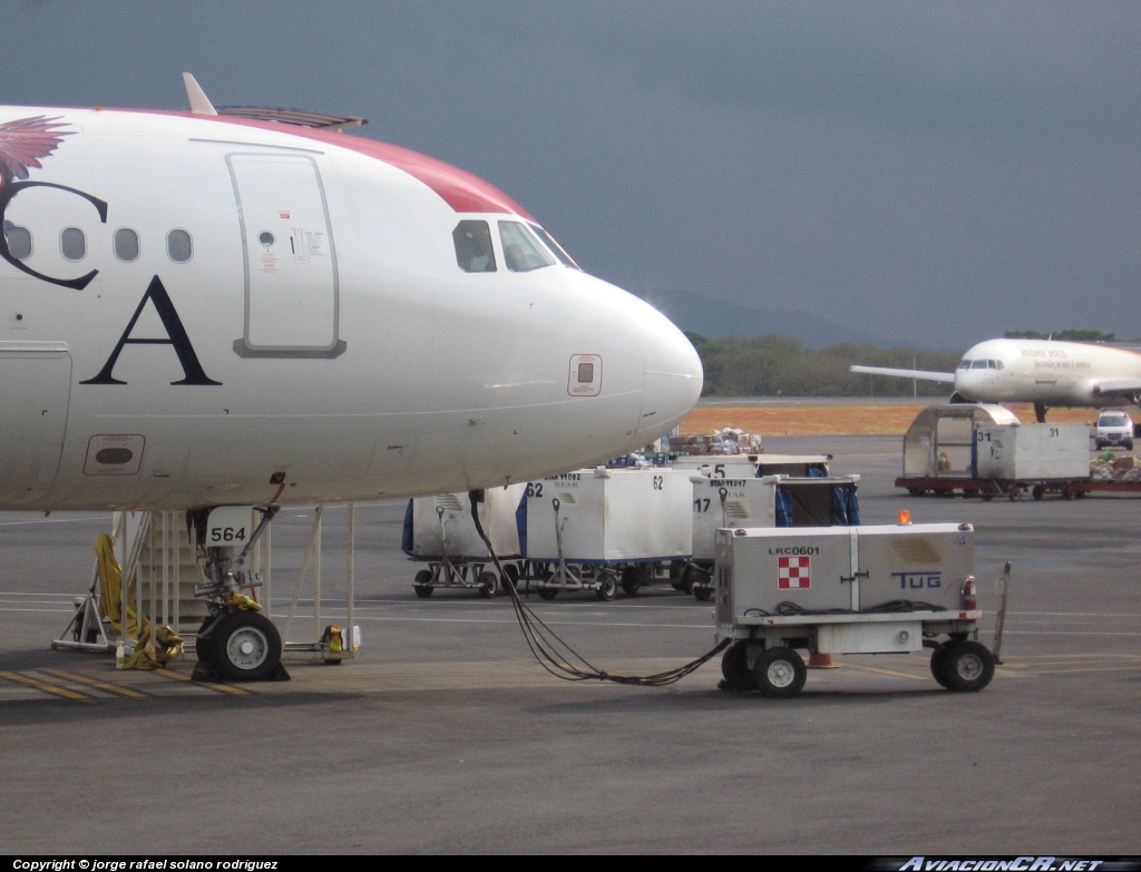 N564TA - Airbus A321-231 - TACA