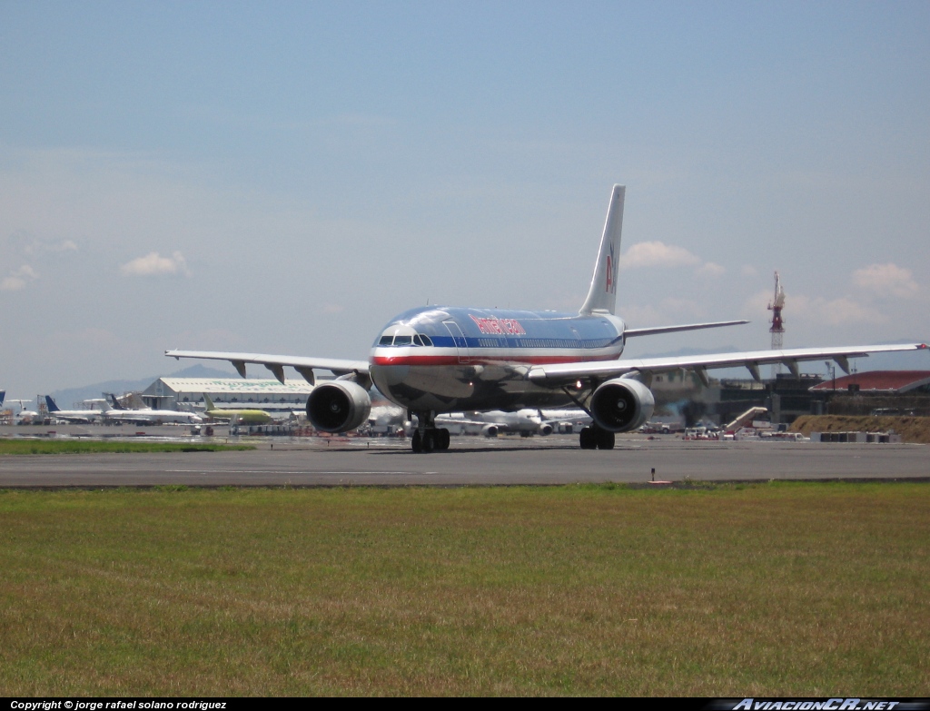 N70054 - Airbus A300B4-605R - American Airlines