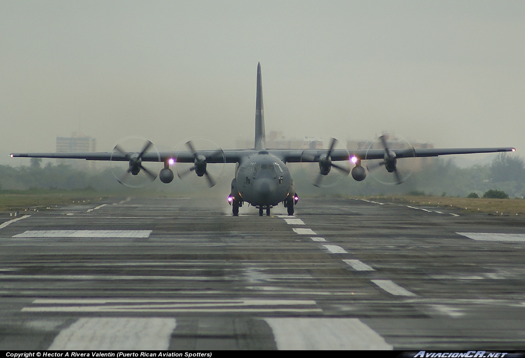 62-1820 - Lockheed L-100 Hercules - USAF - United States Air Force - Fuerza Aerea de EE.UU