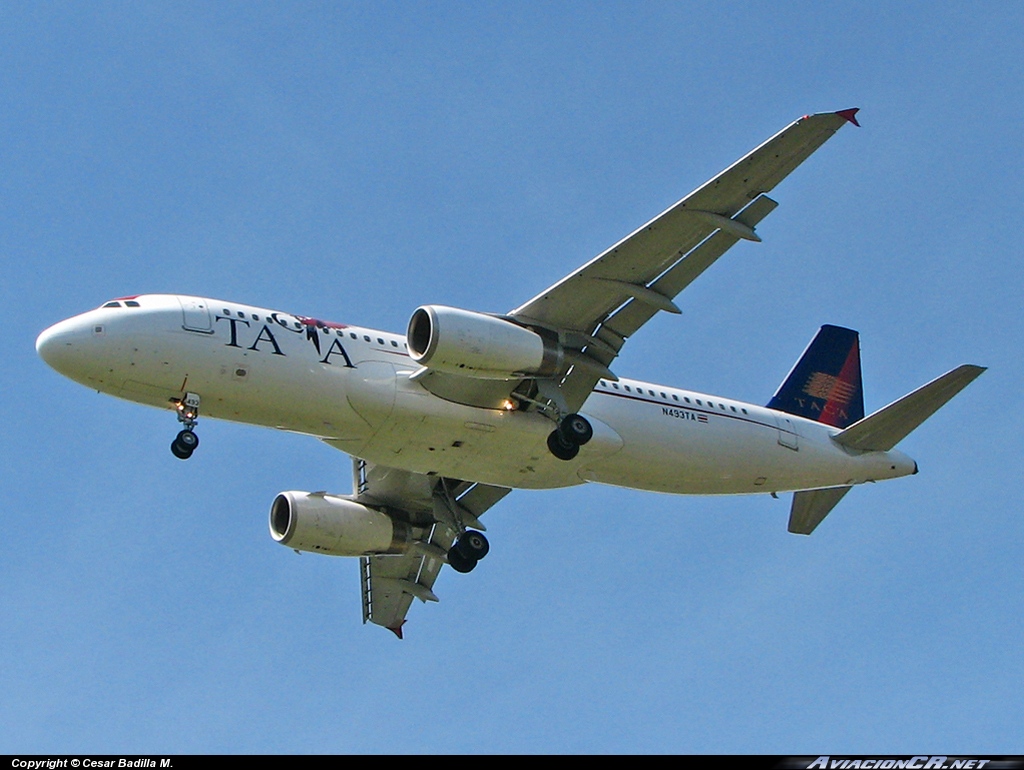 N493TA - Airbus A320-233 - TACA