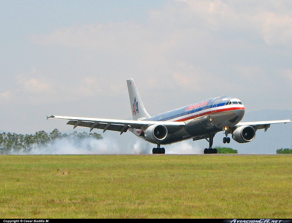 N70079 - Airbus A300B4-605R - American Airlines