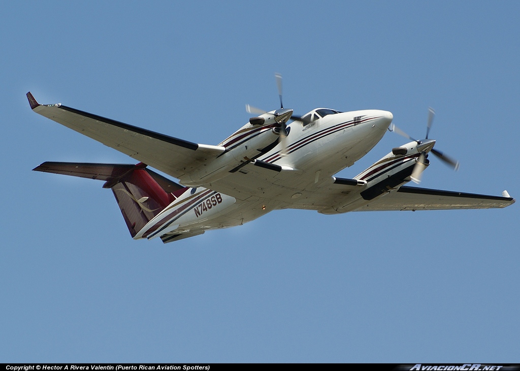 N748SB - Beechcraft B300 King Air 350 - Privado