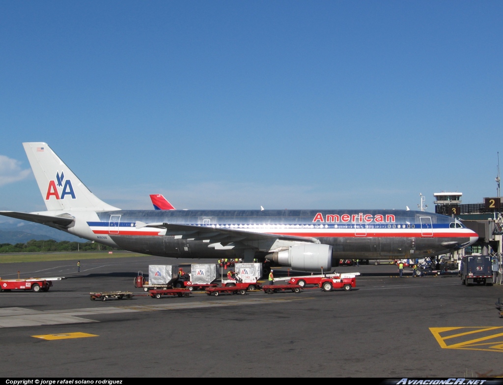N18066 - Airbus A300B4-605R - American Airlines