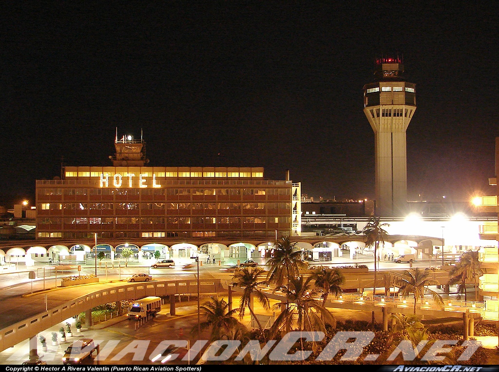 TJSJ - Aeropuerto - Terminal