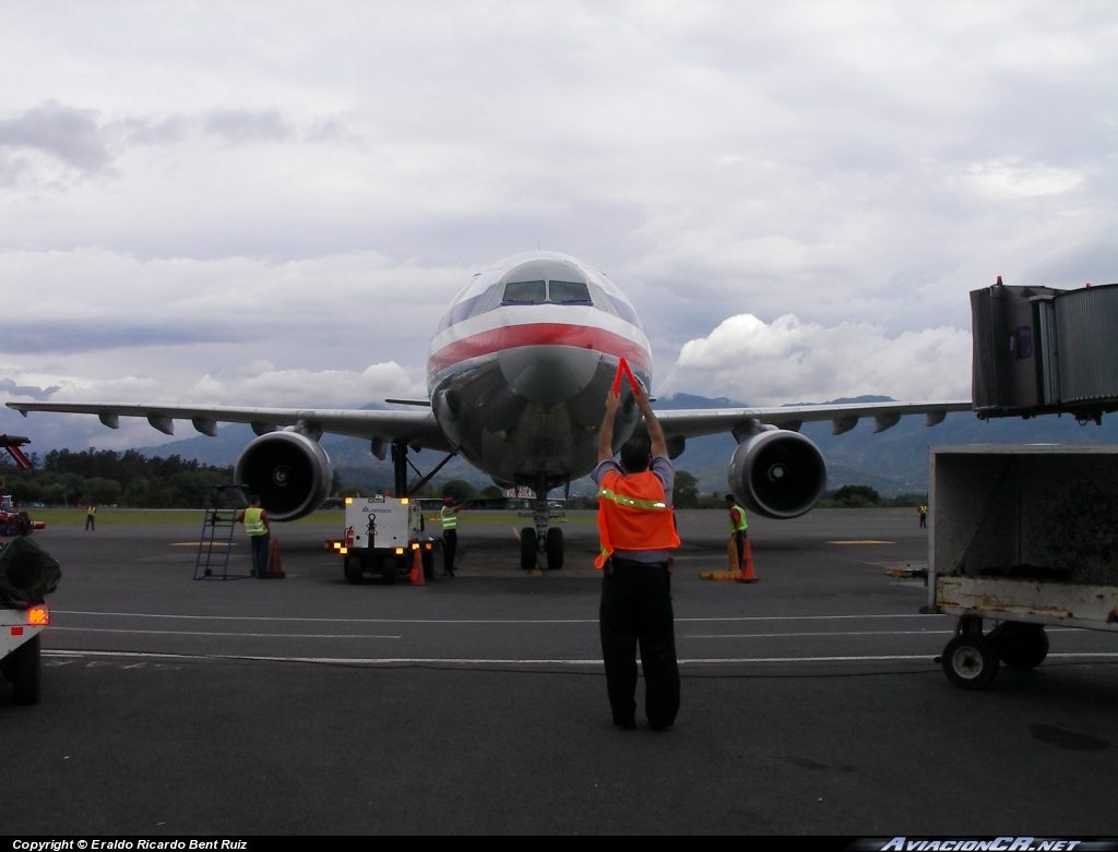 N70054 - Airbus A300B4-605R - American Airlines