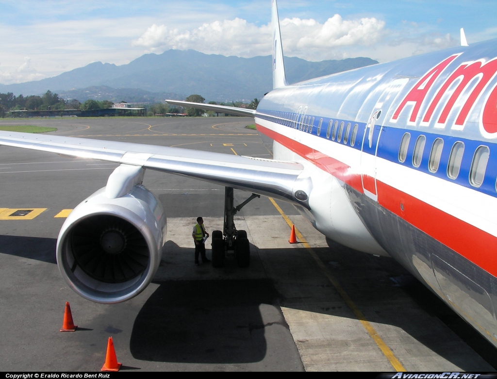 N666A - Boeing 757-223 - American Airlines