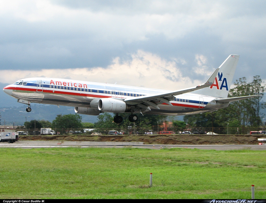 N923AN - Boeing 737-823 - American Airlines