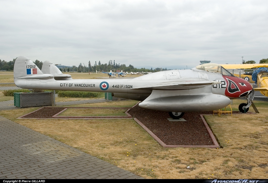 17012 - De Havilland DH.100 Vampire Mk. 3 - Fuerza Aérea Canadiense