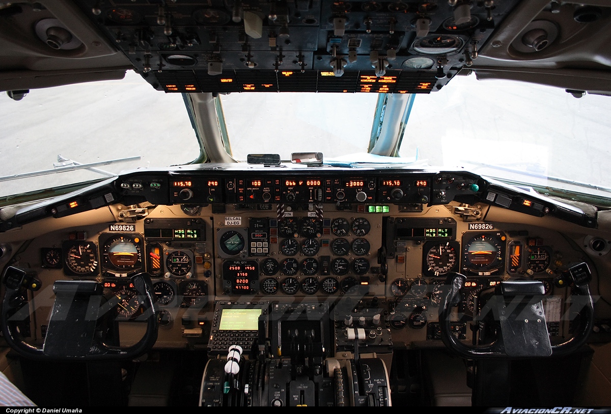TI-BBH - McDonnell Douglas MD-82 - Costa Rica Skies