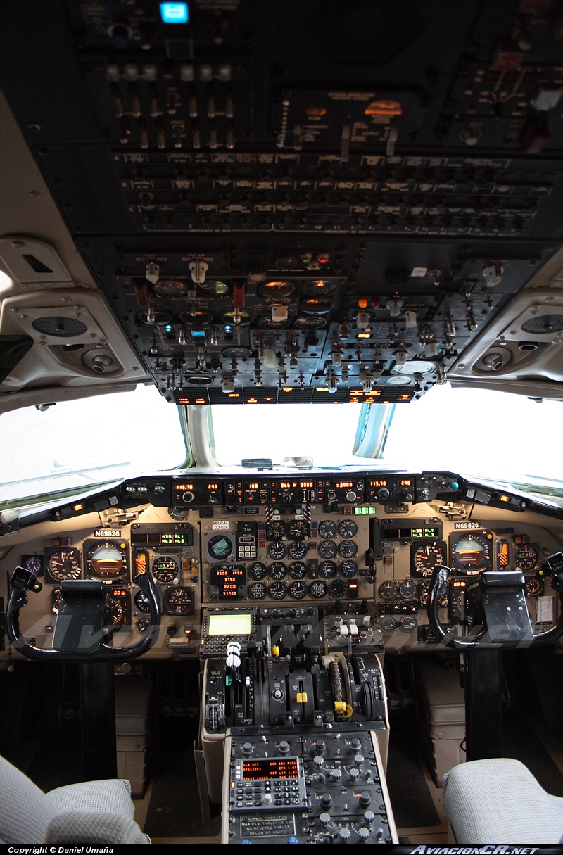 TI-BBH - McDonnell Douglas MD-82 - Costa Rica Skies