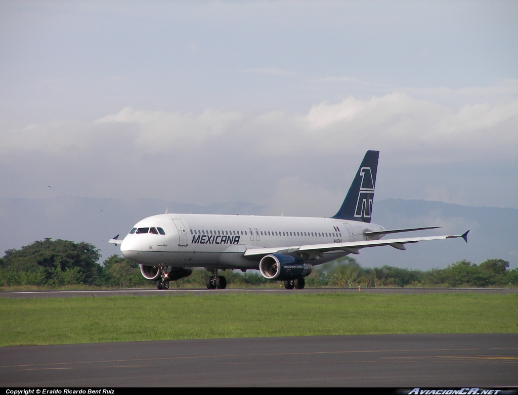 N405MX - Airbus A320-231 - Mexicana