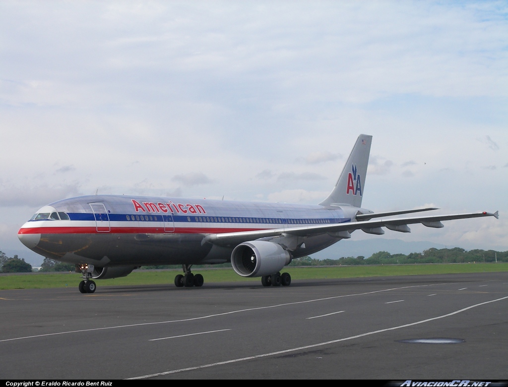 N25071 - Airbus A300B4-605R - American Airlines