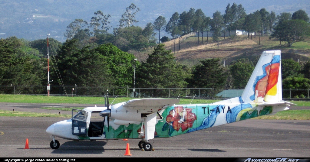 TI-AYA - Britten Norman BN2A Islander - Nature Air