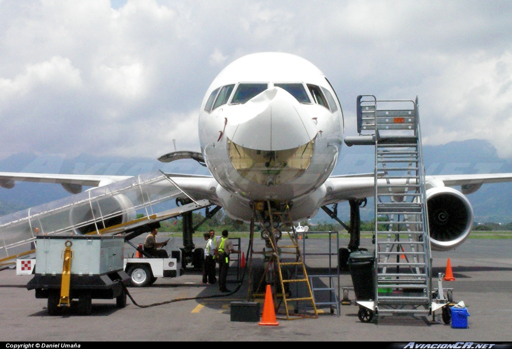 N452UP - Boeing 757-24A(PF) - UPS - United Parcel Service