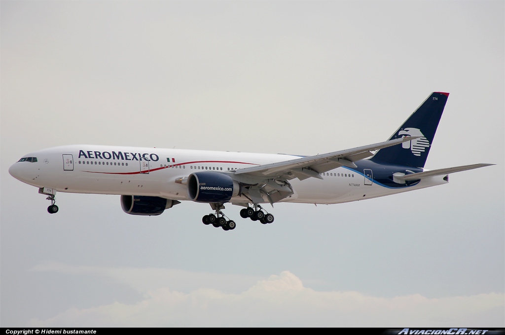 N774AM - Boeing 777-2Q8ER - Aeromexico