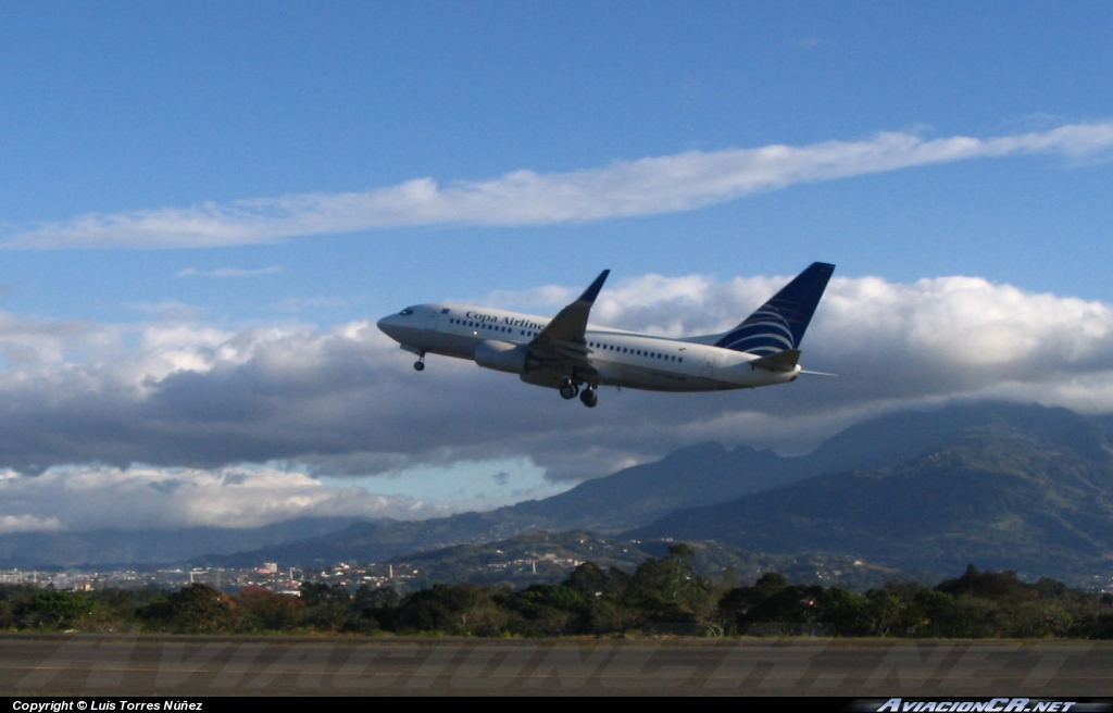 HP1372CMP - Boeing 737-700 - Copa Airlines