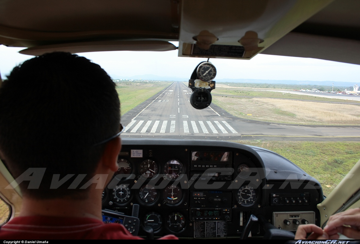 TI-AGO - Cessna 177B Cardinal - ECDEA - Escuela Costarricense de Aviación