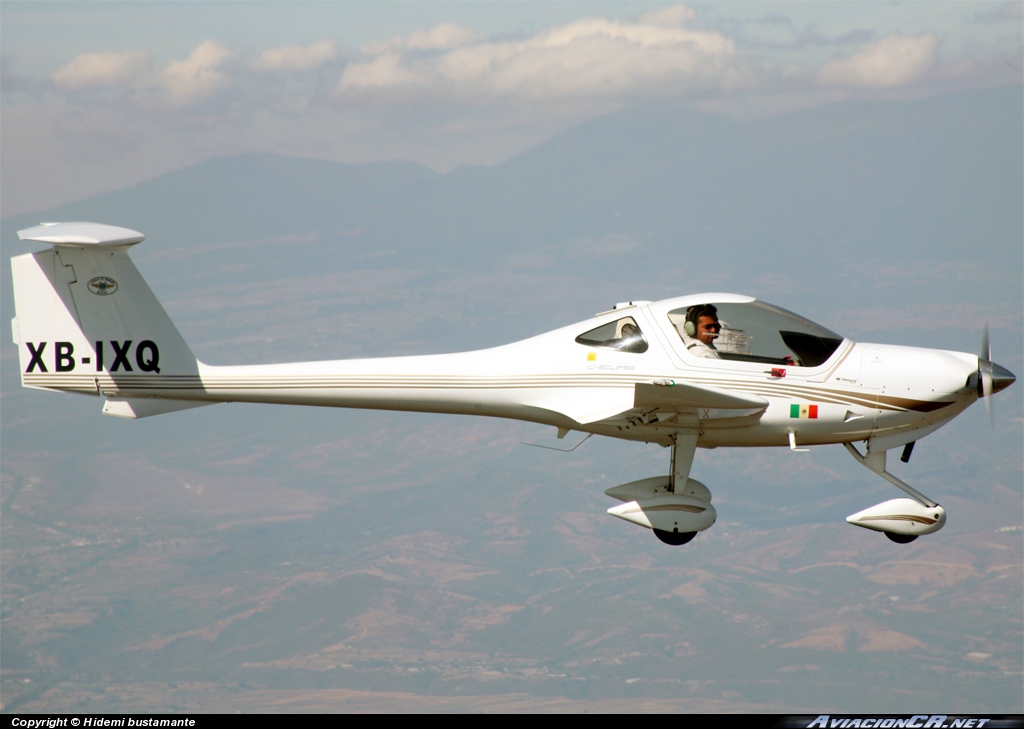 XB-IXQ - Diamond - DV20 - Escuela de Aviacion Mexico