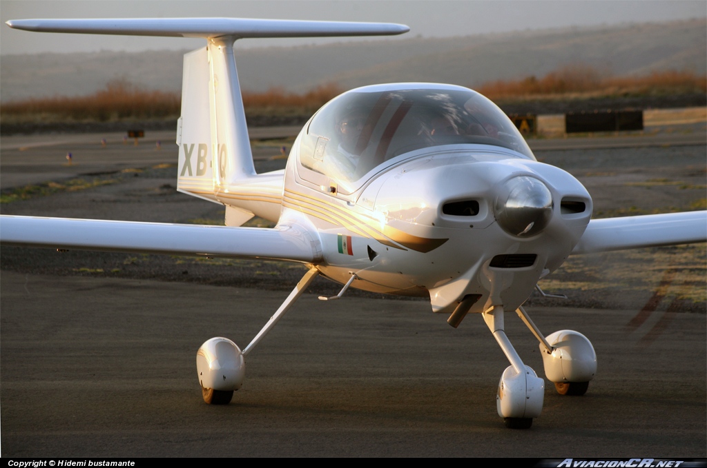 XB-IXQ - Diamond - DV20 - Escuela de Aviacion Mexico