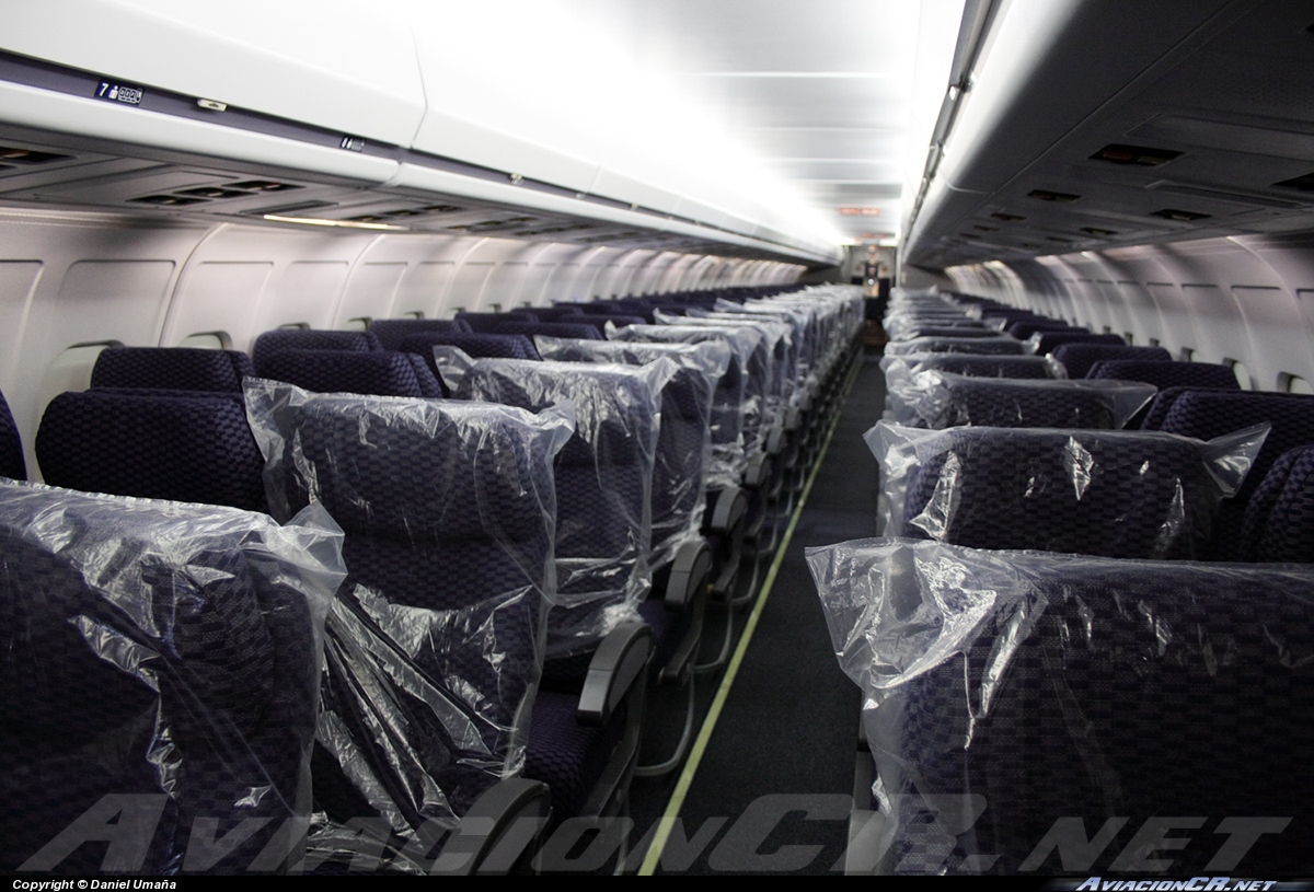 TI-BBH - McDonnell Douglas MD-82 - Costa Rica Skies