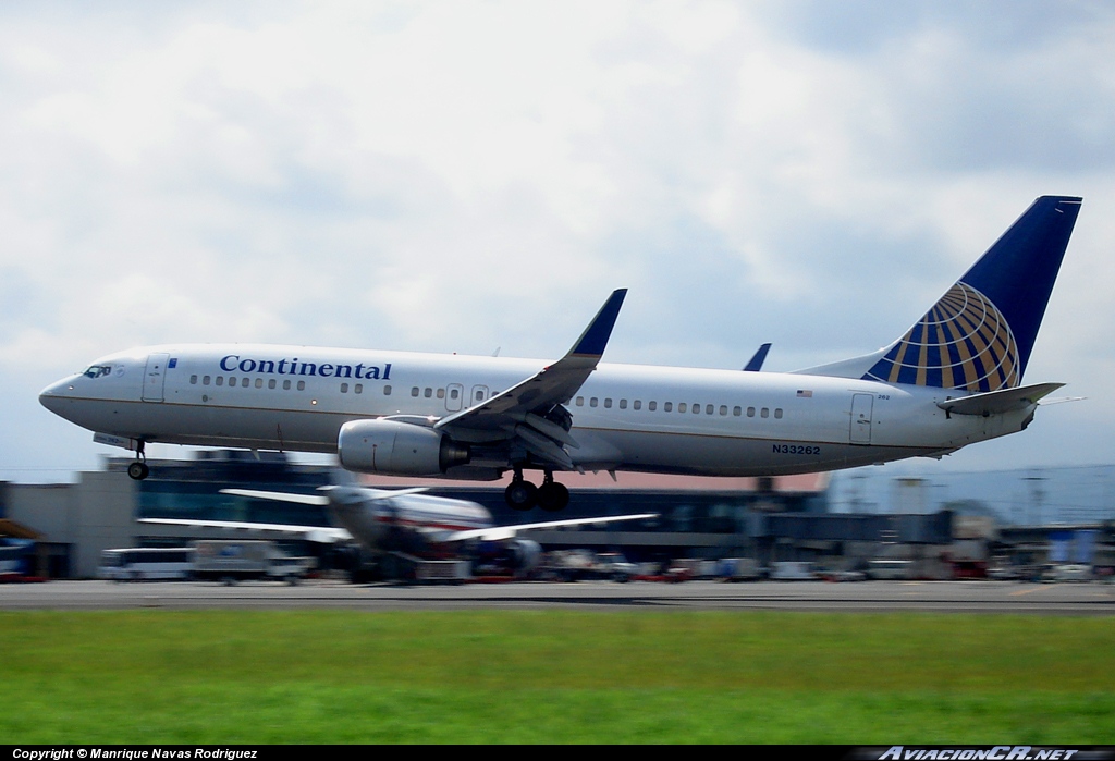 N33262 - Boeing 737-800 - Continental Airlines