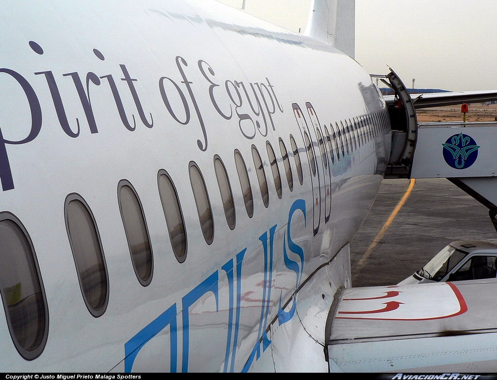 SU-LBC - Airbus A320-212 - LOTUS Airlines