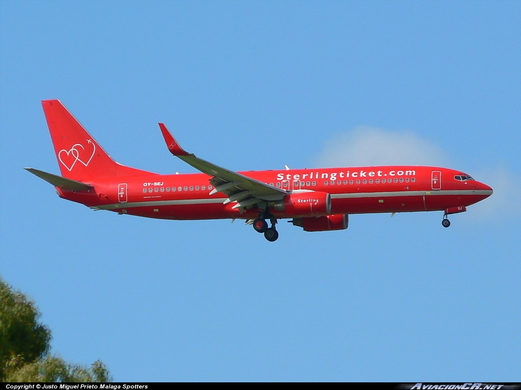 OY-SEJ - Boeing 737-86Q - Sterling