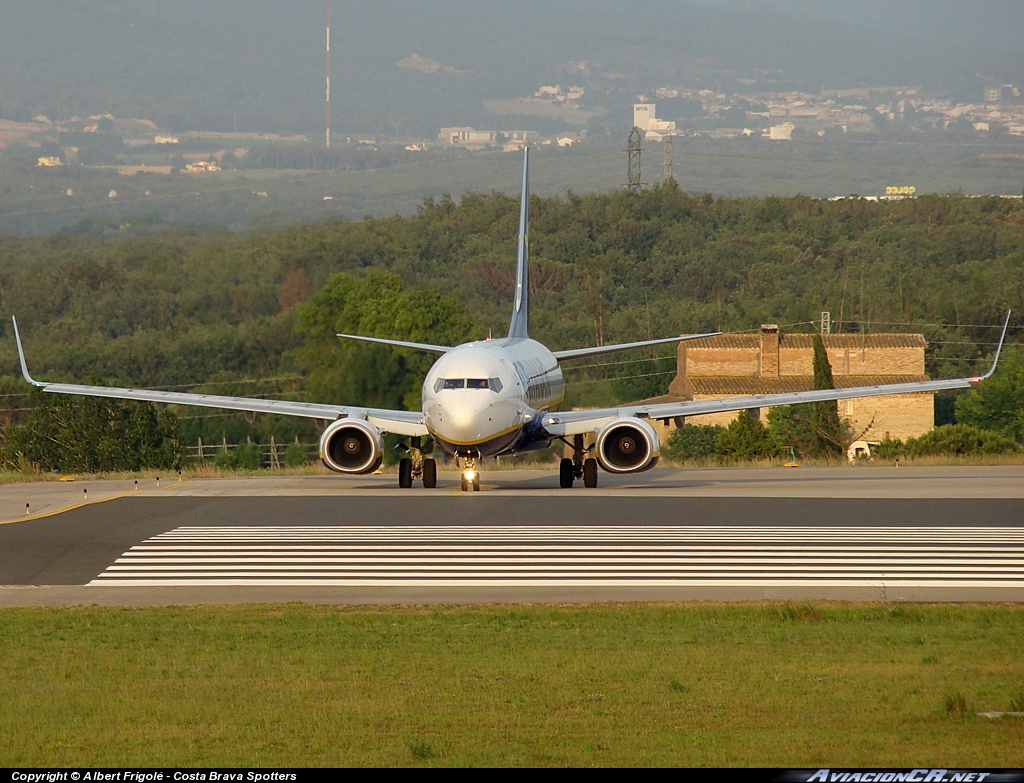 EI-DHG - Boeing 737-800 - Ryanair
