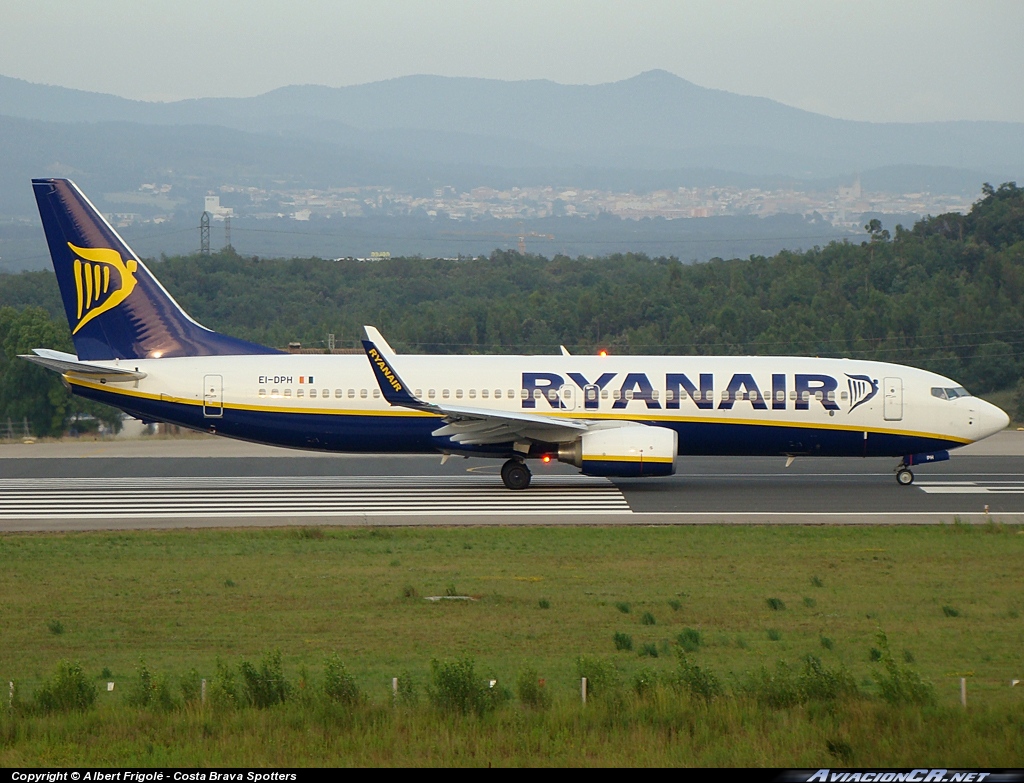 EI-DPH - Boeing 737-800 - Ryanair