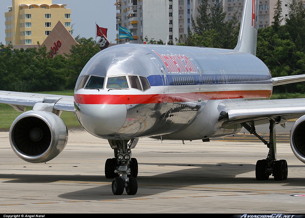 N696AN - Boeing 757-223 - American Airlines