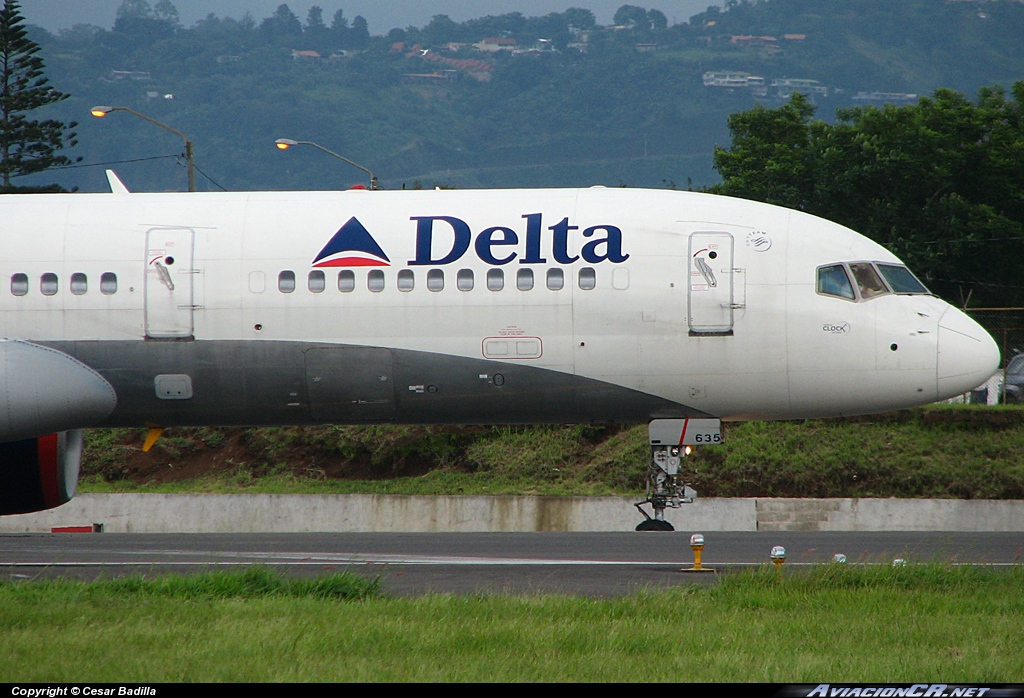 N635DL - B757-232 - Delta Air Lines