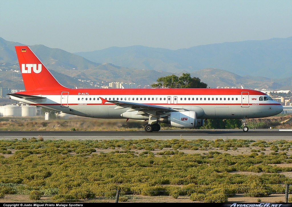 D-ALTL - Airbus A320-214 - LTU - Lufttransport-Unternehmen