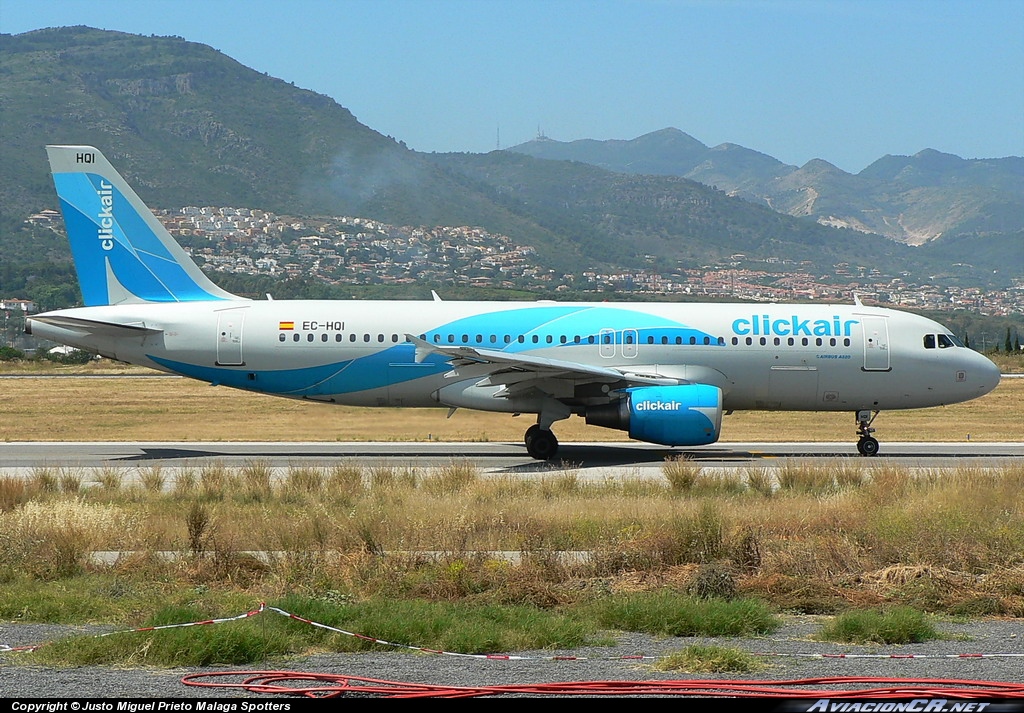 EC-HQI - Airbus A320-214 - Click Air